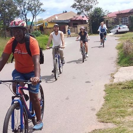 Authentic Bicycle Tours And Backpackers Hostel Soweto Bagian luar foto