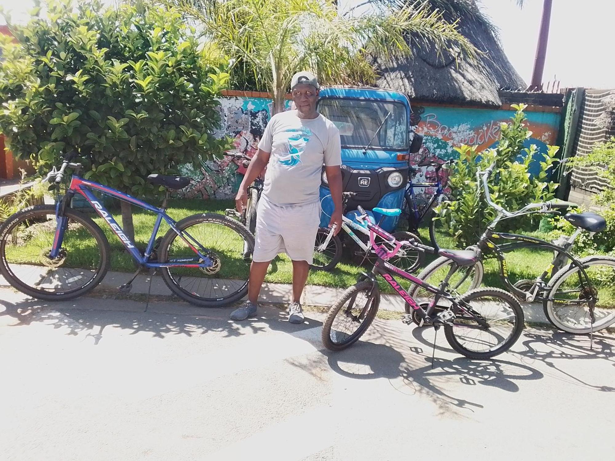 Authentic Bicycle Tours And Backpackers Hostel Soweto Bagian luar foto